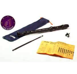 Aulos 303 descant recorder